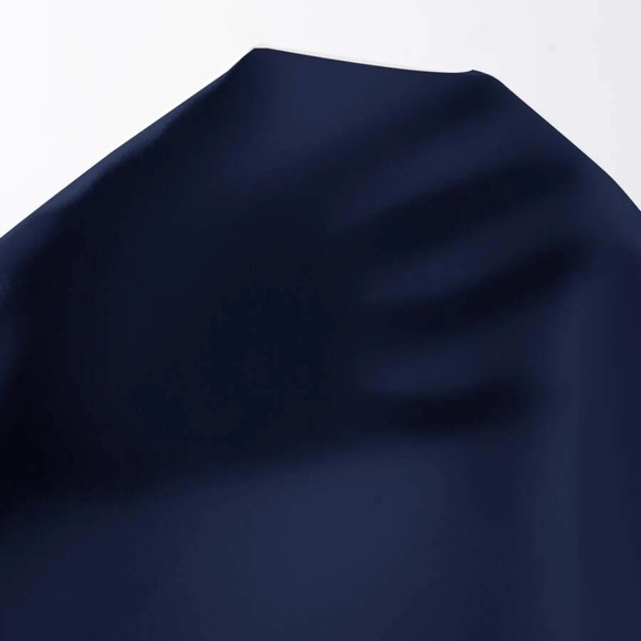 Classic Batwing Sleeve Loose Fit Blouse - Picture 16 of 16